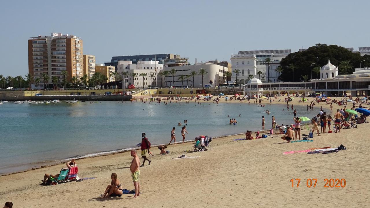 Apartamento Fenicia Con Aparcamiento Incluido Vistas Al Mar Cadiz Luaran gambar
