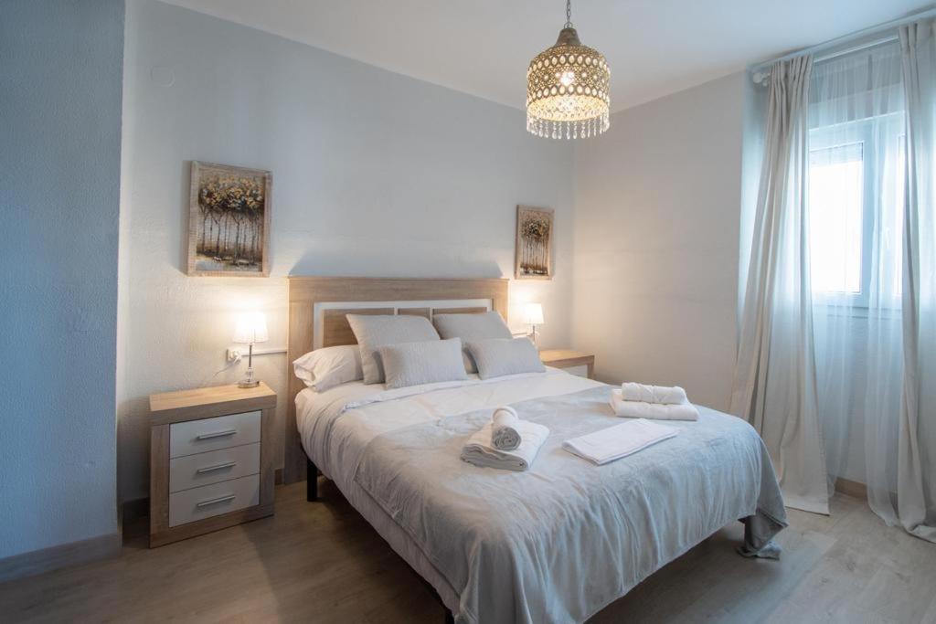 Apartamento Fenicia Con Aparcamiento Incluido Vistas Al Mar Cadiz Luaran gambar