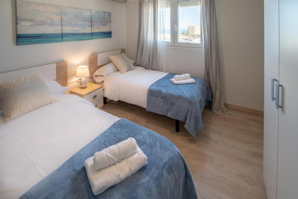 Apartamento Fenicia Con Aparcamiento Incluido Vistas Al Mar Cadiz Luaran gambar